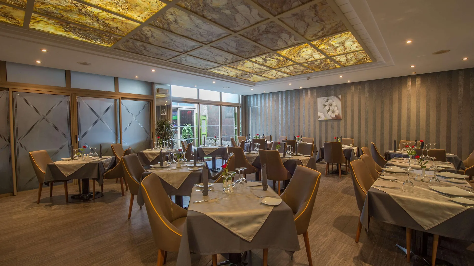 ****  Hotel Toubkal Casablanca Morocco